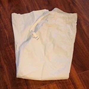 GAP Men’s Small White 100% Cotton Pants.
